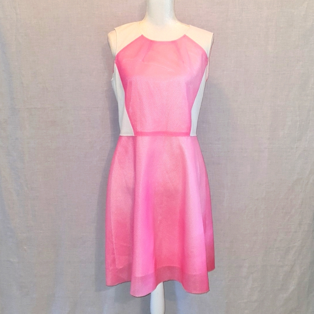 TAHARI Lucille pink dress, white lining, Sz 12, back zipper, Like New Condition